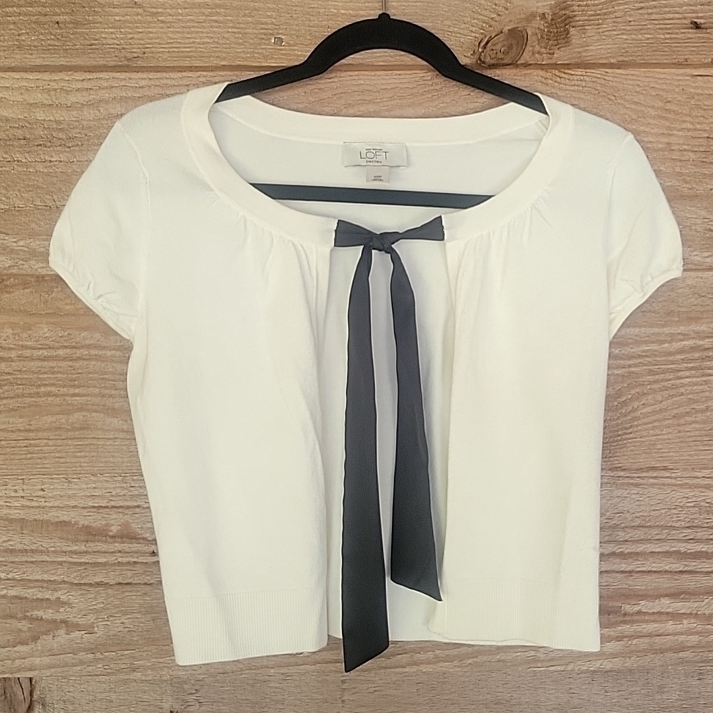 Loft Ivory Cropped Camisole with Black Ties Size XSmall Petite